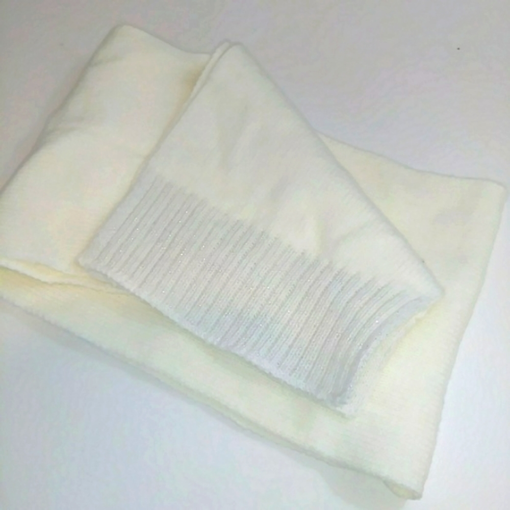 Berkshire Fashion Ivory Knit Scarf Sparkle Trim, Cream 8x48 NEW